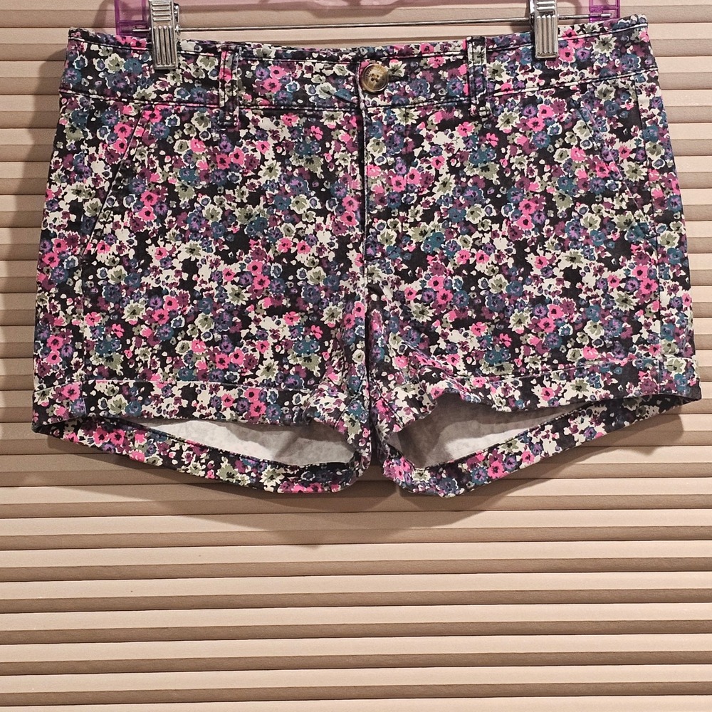 American Eagle Outfitters‎ Midi Floral Shorts Pink Purple Teal Size 8
